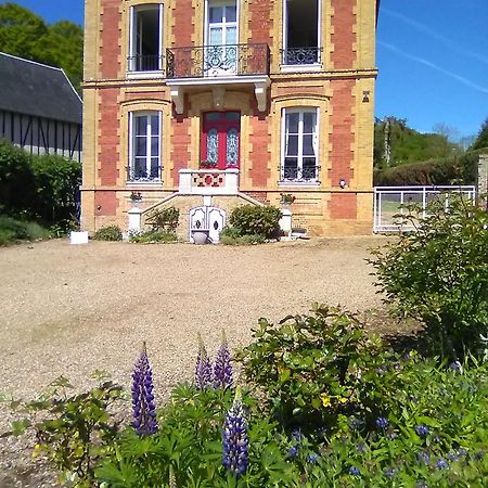 L'Ajoussienne Villa Buitenkant foto