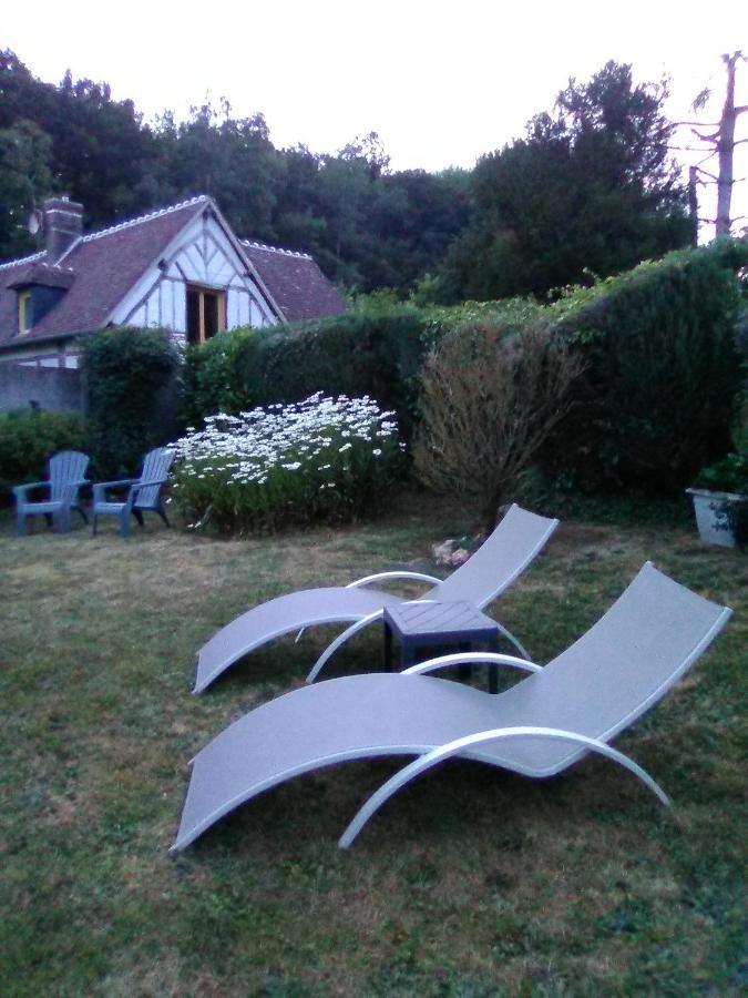L'Ajoussienne Villa Buitenkant foto