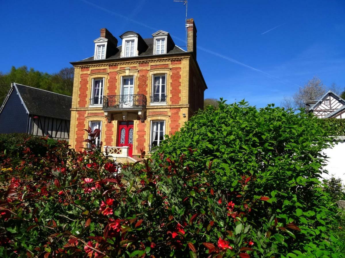 L'Ajoussienne Villa Buitenkant foto